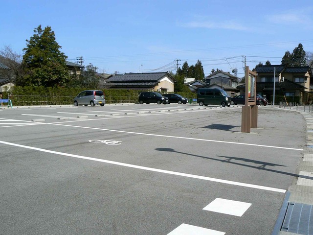 P1110705-2048.jpg